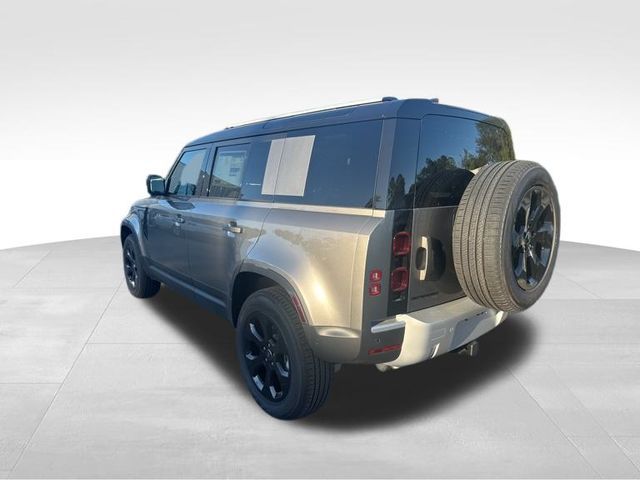 2025 Land Rover Defender S