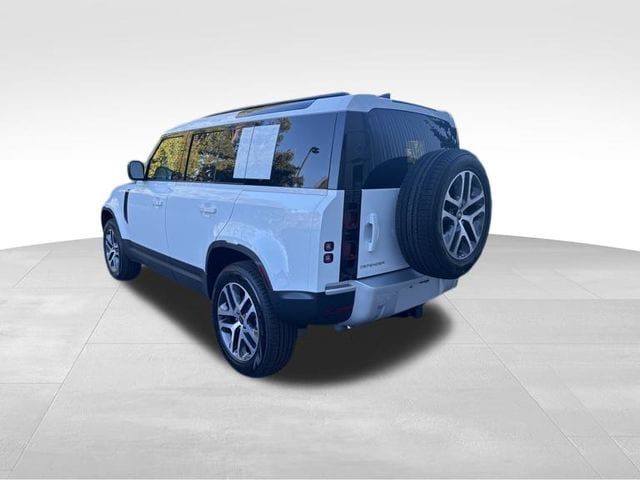 2025 Land Rover Defender S