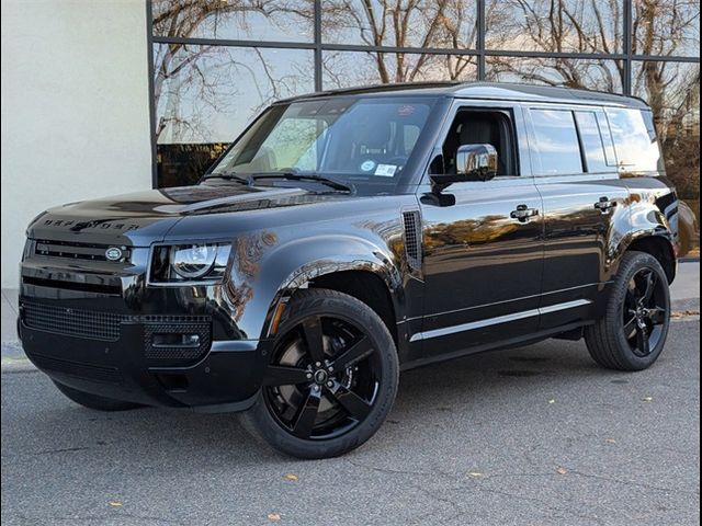 2025 Land Rover Defender V8