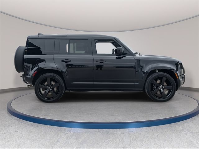 2025 Land Rover Defender V8