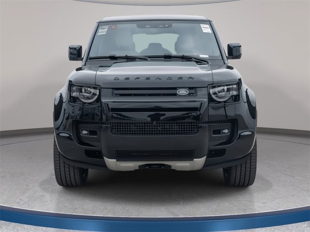 2025 Land Rover Defender V8