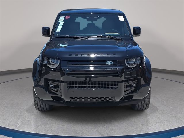 2025 Land Rover Defender V8