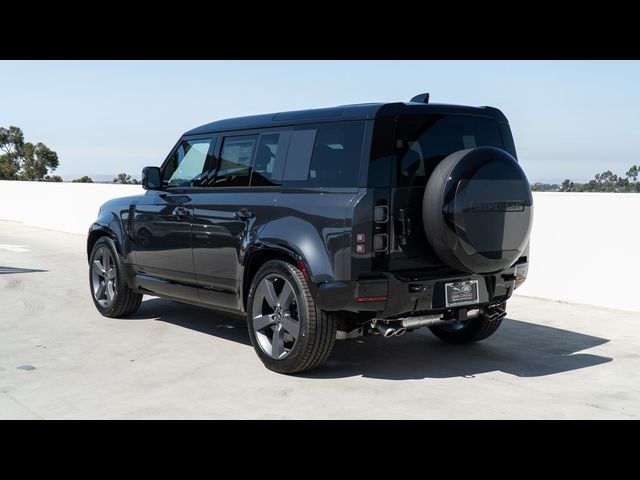 2025 Land Rover Defender V8