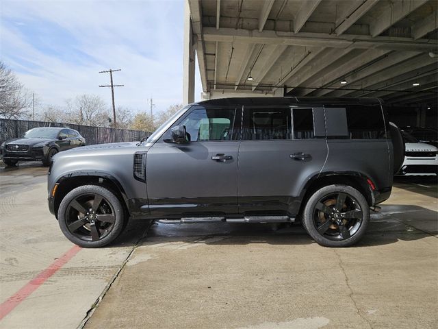 2025 Land Rover Defender V8