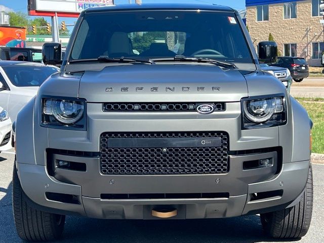 2025 Land Rover Defender OCTA Edition One