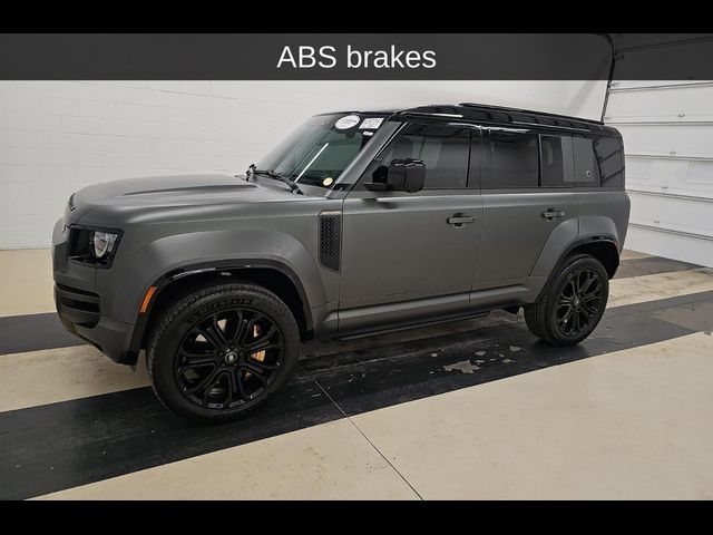 2025 Land Rover Defender OCTA Edition One