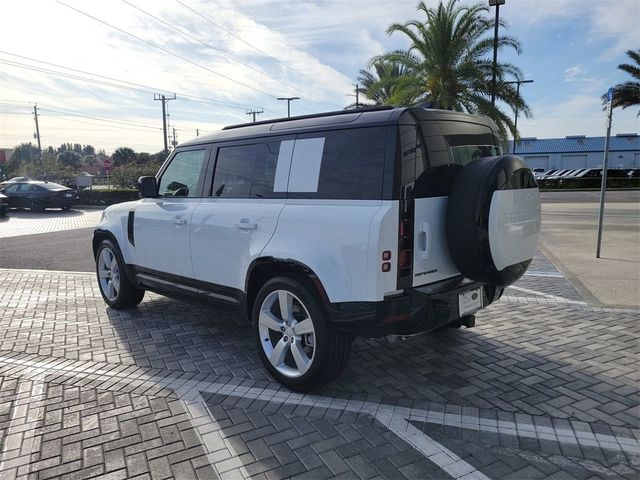 2025 Land Rover Defender X-Dynamic SE