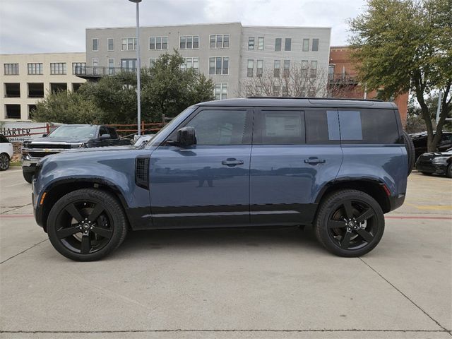 2025 Land Rover Defender X-Dynamic SE