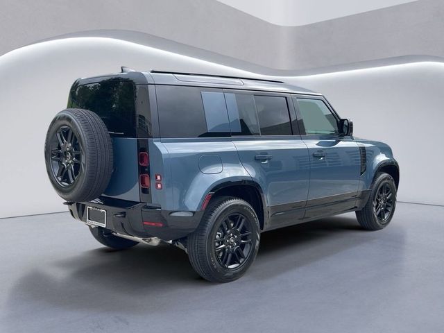 2025 Land Rover Defender X-Dynamic SE