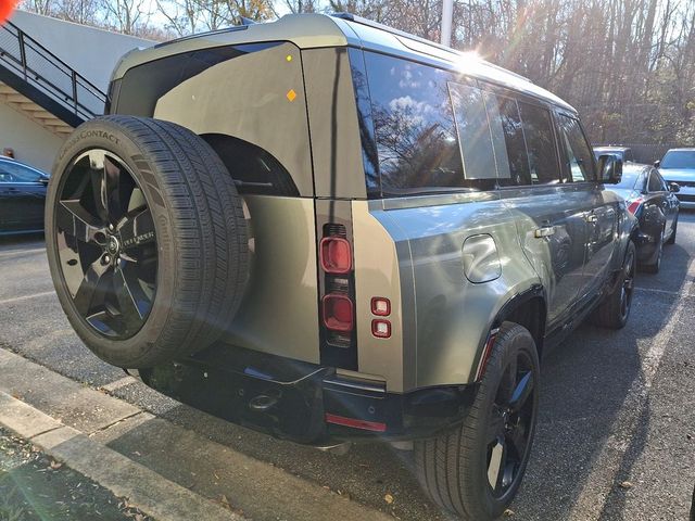 2025 Land Rover Defender X-Dynamic SE