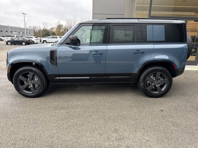 2025 Land Rover Defender X-Dynamic SE