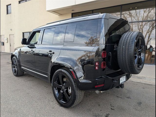 2025 Land Rover Defender X-Dynamic SE