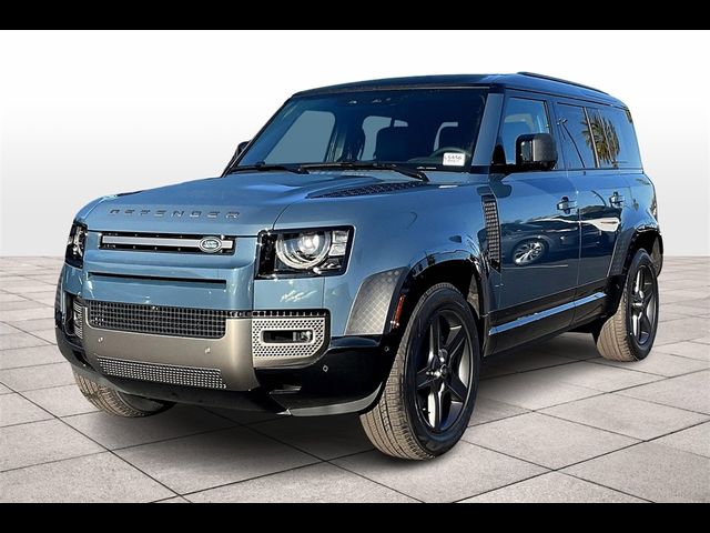 2025 Land Rover Defender X-Dynamic SE