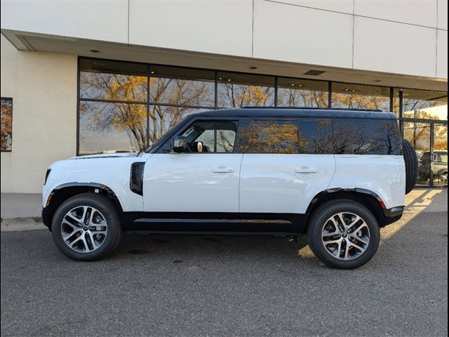 2025 Land Rover Defender X-Dynamic SE