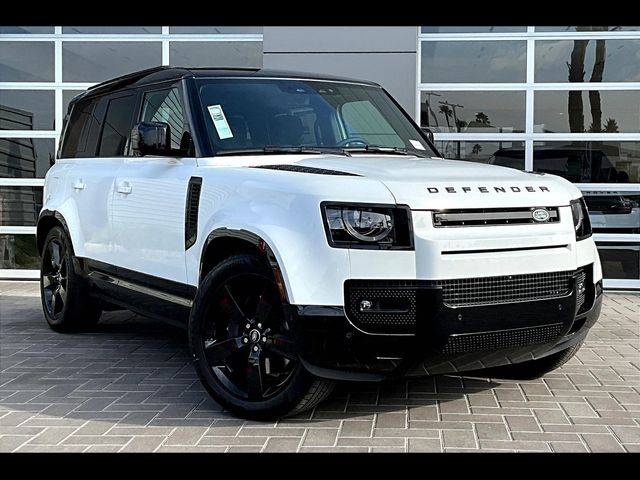 2025 Land Rover Defender X-Dynamic SE