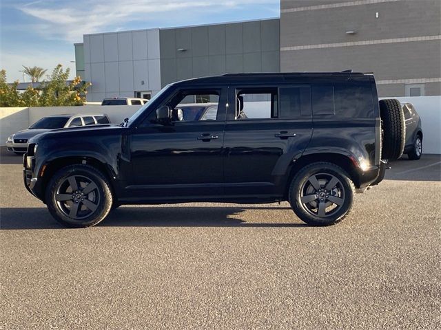 2025 Land Rover Defender X-Dynamic SE