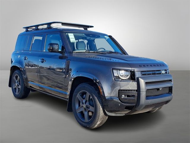 2025 Land Rover Defender X-Dynamic SE