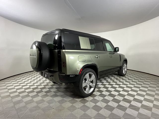 2025 Land Rover Defender X-Dynamic SE