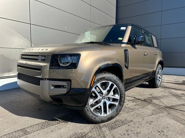 2025 Land Rover Defender X-Dynamic SE