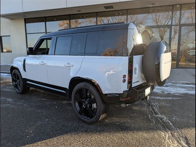 2025 Land Rover Defender X-Dynamic SE