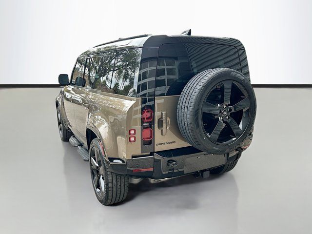 2025 Land Rover Defender X-Dynamic SE