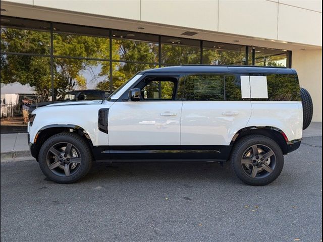 2025 Land Rover Defender X-Dynamic SE