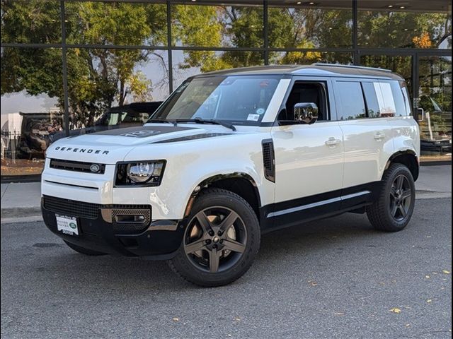 2025 Land Rover Defender X-Dynamic SE