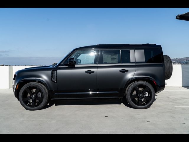 2025 Land Rover Defender X-Dynamic SE