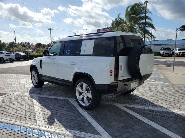 2025 Land Rover Defender X-Dynamic SE