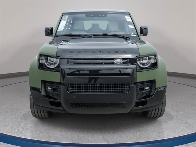 2025 Land Rover Defender X-Dynamic SE