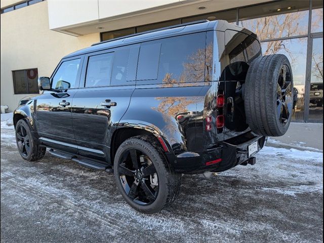 2025 Land Rover Defender X-Dynamic SE