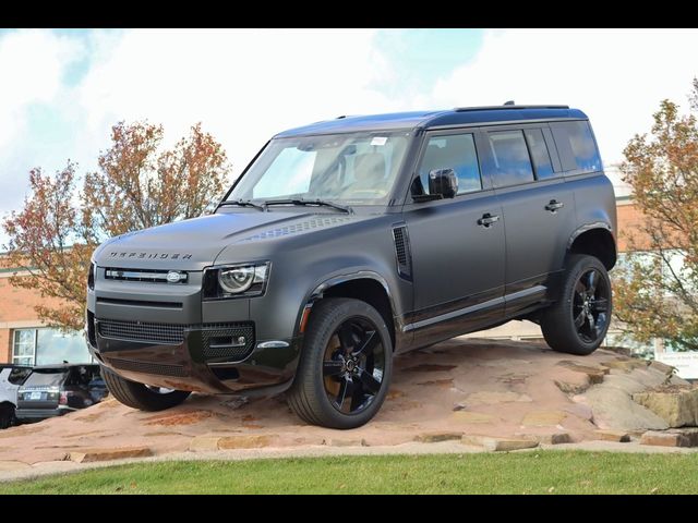 2025 Land Rover Defender X-Dynamic SE