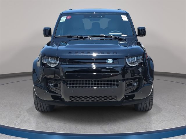 2025 Land Rover Defender X-Dynamic SE