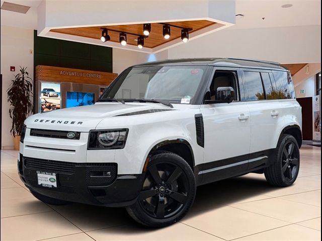 2025 Land Rover Defender X-Dynamic SE