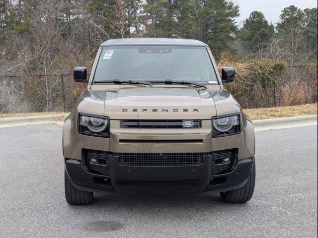 2025 Land Rover Defender X-Dynamic SE