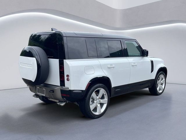 2025 Land Rover Defender X-Dynamic SE