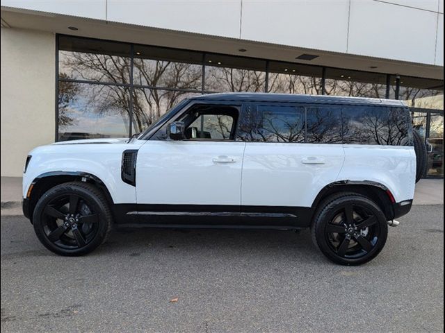 2025 Land Rover Defender X-Dynamic SE