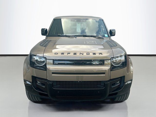 2025 Land Rover Defender X-Dynamic SE