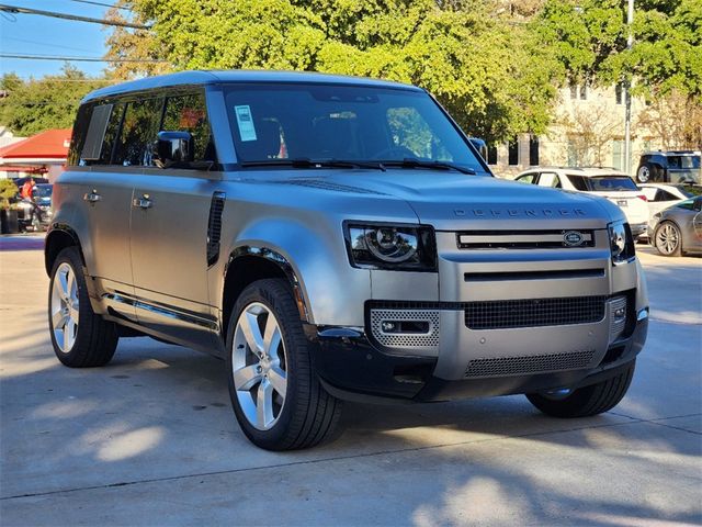 2025 Land Rover Defender X-Dynamic SE