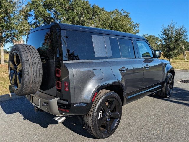 2025 Land Rover Defender X-Dynamic SE