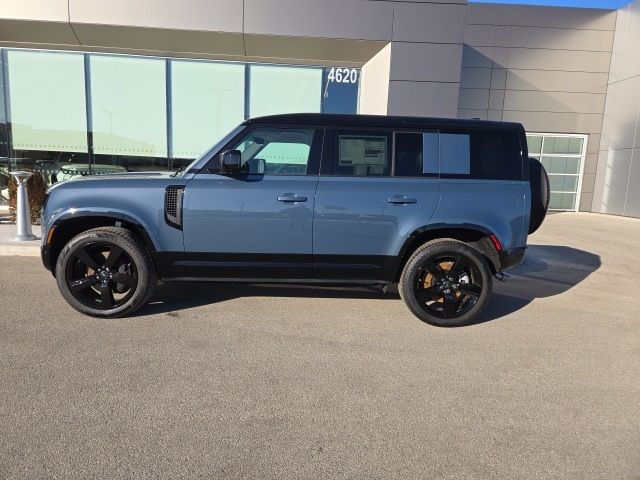 2025 Land Rover Defender X-Dynamic SE