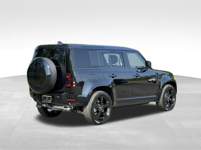 2025 Land Rover Defender X-Dynamic SE