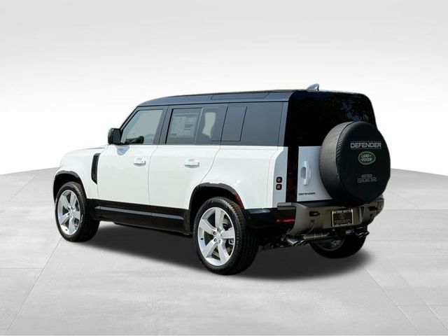 2025 Land Rover Defender X-Dynamic SE