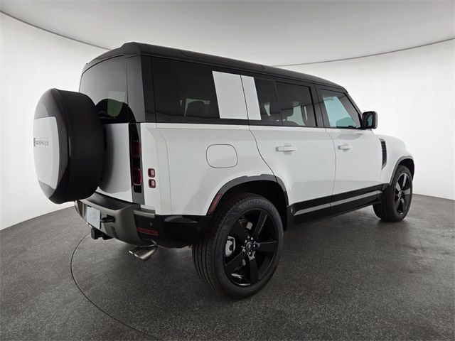 2025 Land Rover Defender X-Dynamic SE