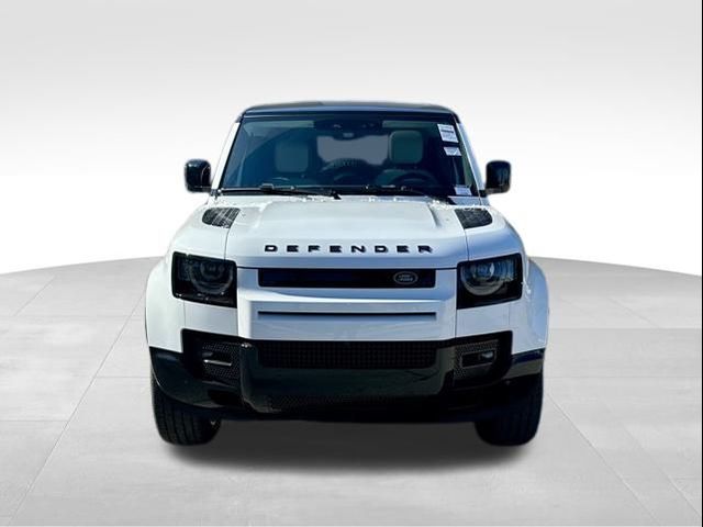 2025 Land Rover Defender X-Dynamic SE