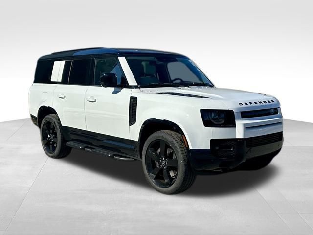 2025 Land Rover Defender X-Dynamic SE