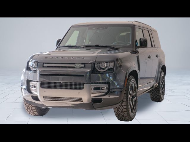 2025 Land Rover Defender Outbound