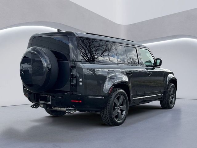 2025 Land Rover Defender V8