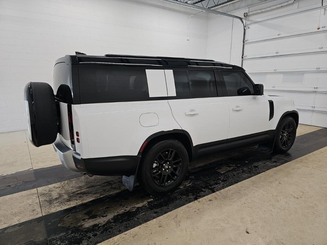 2025 Land Rover Defender S