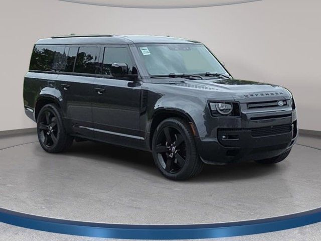 2025 Land Rover Defender V8